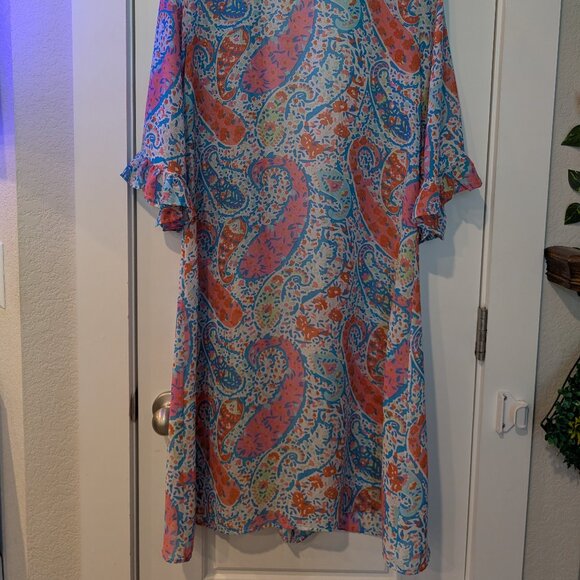 Colorful Cover Up - Picture 2 of 3